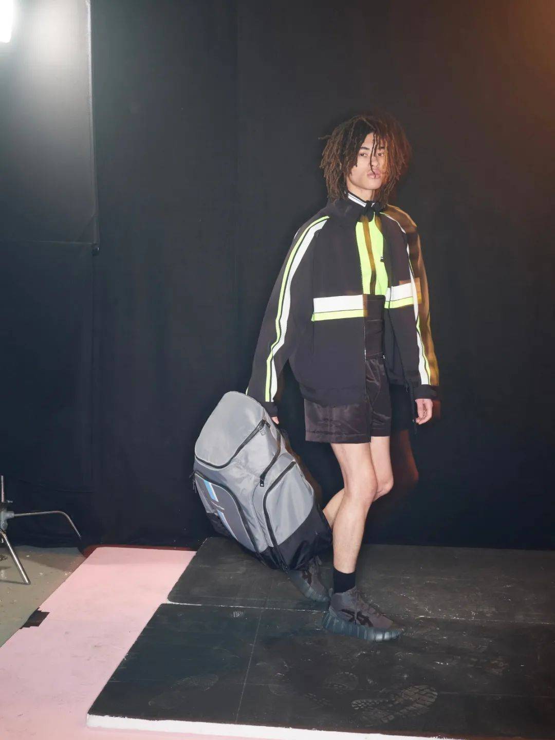 品牌|当运动鞋品牌认真做起衣服来，我再也忍不住了