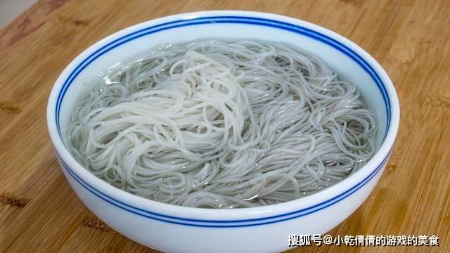 红薯|懒人早餐饼,5分钟烙1盘,食材简单味道不一般,张张焦香劲道