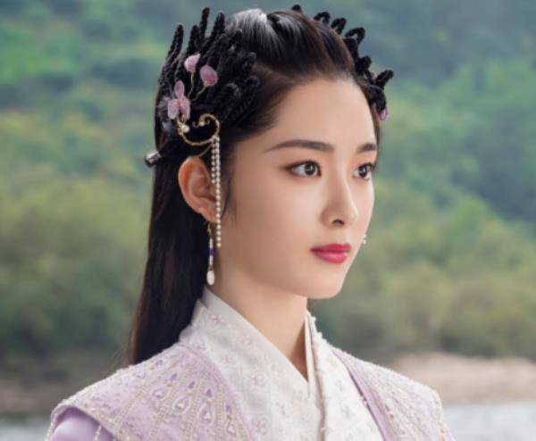 角色|《周生如故》吴曼思好美啊,三年演了五个配角,惊艳也很有气质