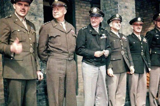 品牌|被Supreme曝光的Dickies，新联名已刷爆朋友圈/排队抢购，新合作款发售！