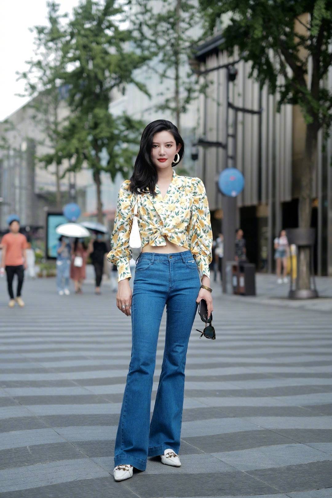 个性|强势装嫩也不好,不如转个弯学习一下轻熟风,个性气质又养眼