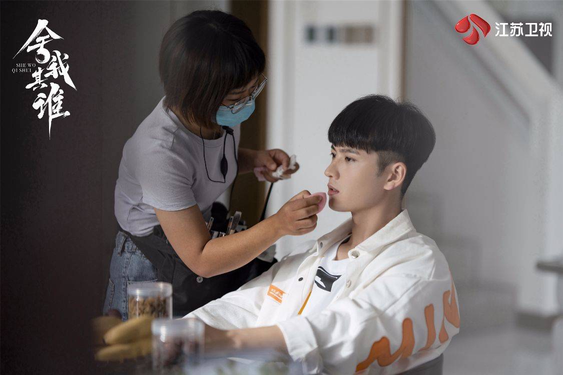 兰迪|江苏卫视《舍我其谁》今晚开播，李兰迪、牛骏峰开启“棋”妙之旅