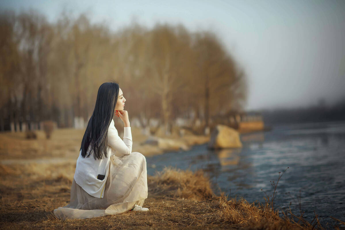 喜欢独处,没有多少朋友,也没太多亲戚的3种人