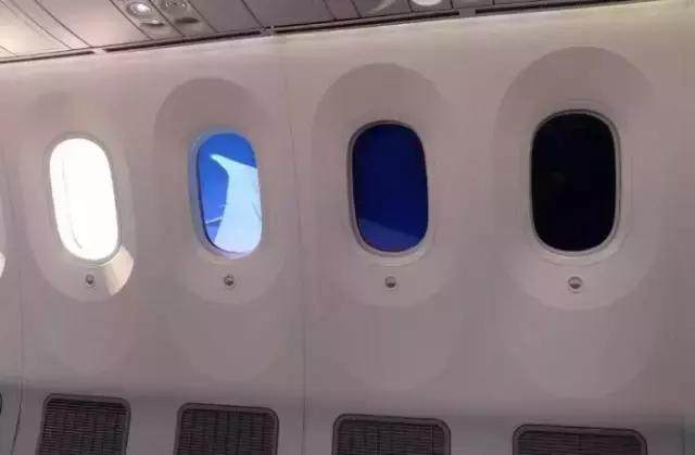 为什么飞机的窗户是椭圆的，为什么有些飞机窗户之间会隔一段距离？(图2)