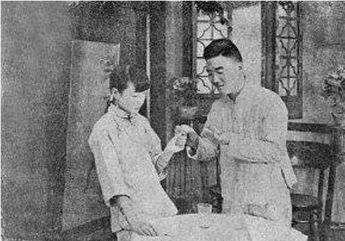 姜文|花魁、买办、凶杀案和民众狂欢:姜文《一步之遥》的真实历史隐喻