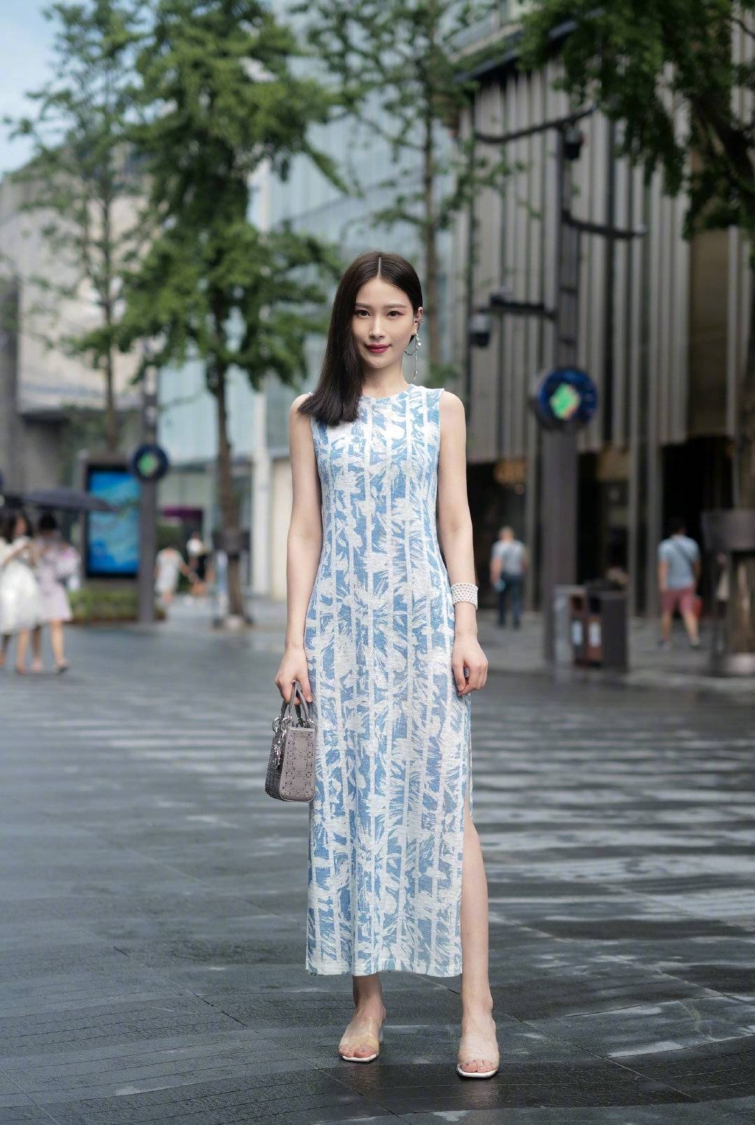 个性|强势装嫩也不好,不如转个弯学习一下轻熟风,个性气质又养眼