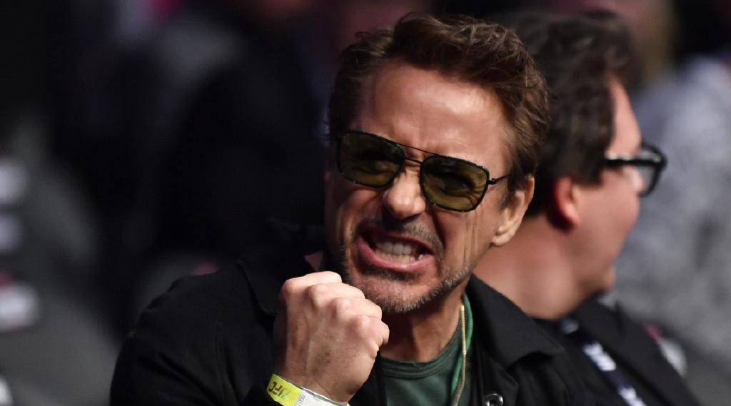 张伟丽|酷！55岁“钢铁侠”小罗伯特·唐尼看张伟丽比赛，现场耍起咏春拳