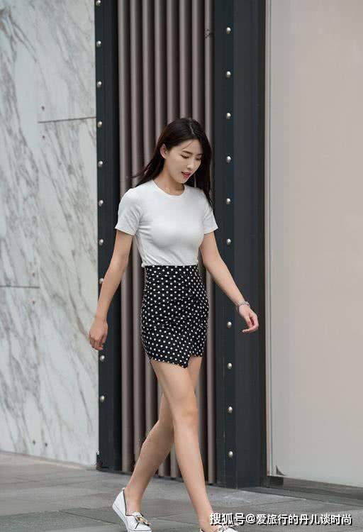 蓝色|东莞时尚穿搭街拍，妖娆多姿的美女用不同的穿搭诠释着时尚元素