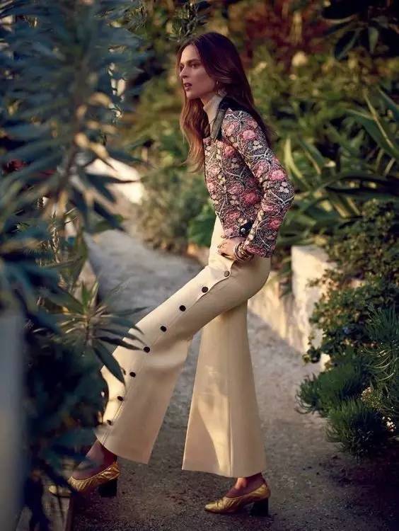 扣子|当喇叭裤遇上高跟鞋,大长腿就这么诞生啦!