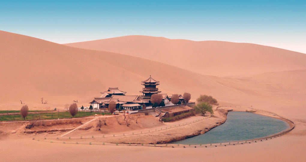 《敦煌:生而传奇》:烽鼓不息,血与火之路_班超