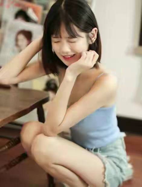 成全网|纯欲天花板官宣首秀？暗示玩恐怖游戏，成全网粉丝关注焦点！