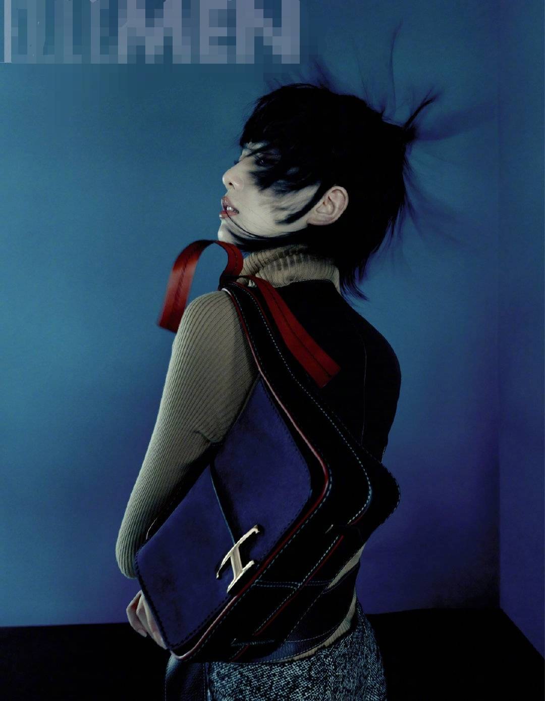 整体|刘诗诗最新大片,挑战鲢鱼头短发,利落时髦获好评