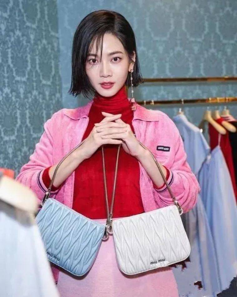假发|2021年流行的几款短发都在这儿了！