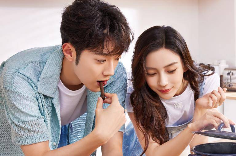 官宣|杨颖首部姐弟恋剧正式官宣!御姐与元气少年,光看合照就CP感溢屏