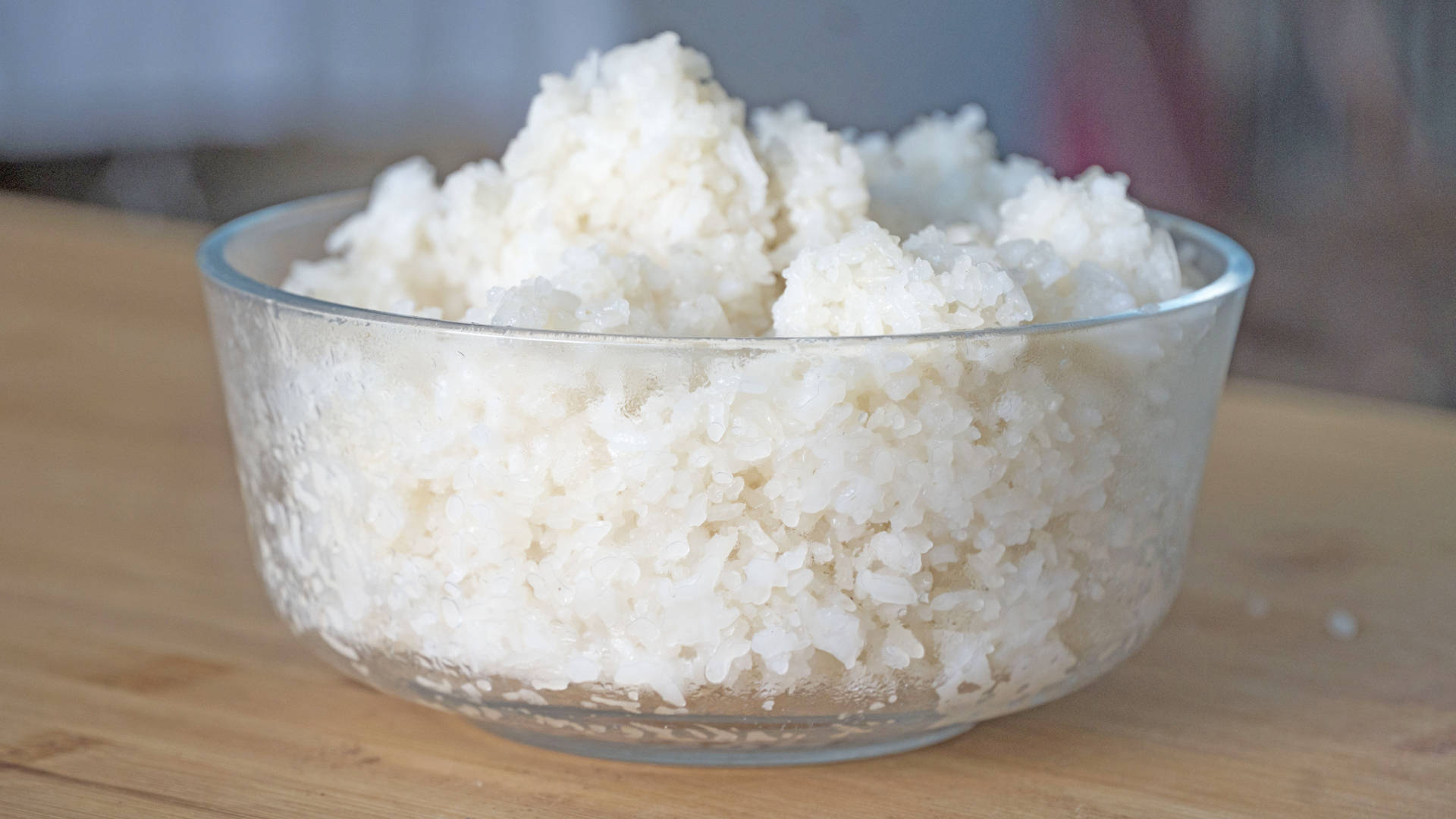 干辣椒|教大家在家做糯米卷!口感独特!咸香软糯!