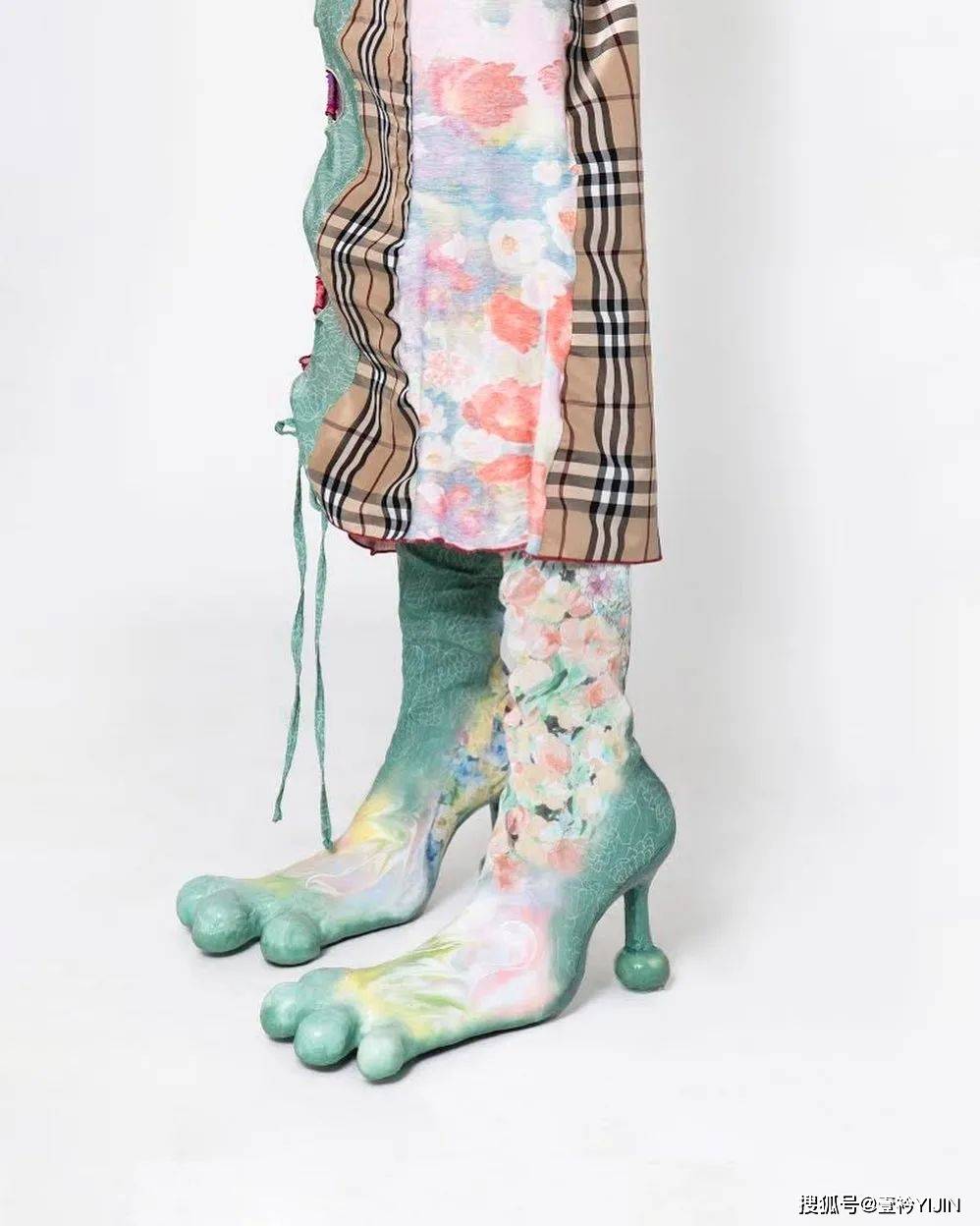 设计|新锐设计师｜靠怪兽五指鞋出圈的服装设计师宝藏品牌