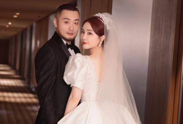 女老总结婚_结婚图片卡通