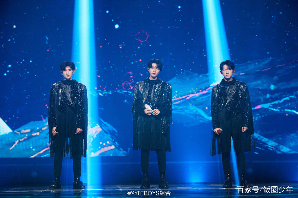 王俊凯的生日照片 8d04eb6ea81947a7ba2a21ddff340d65.jpeg