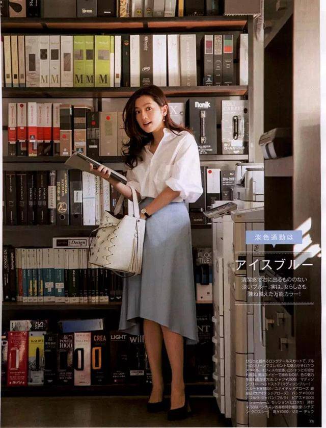 修下宽|秋季的“白色衬衫”，原来有那么多种穿法，怪不得这么受宠