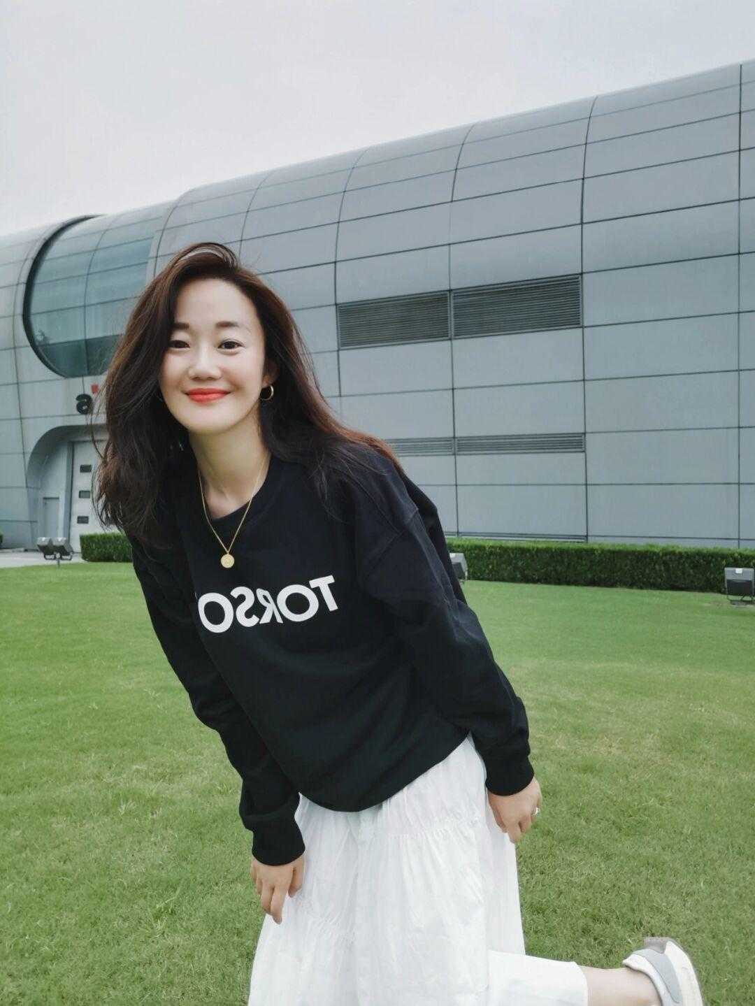 卫衣|少女感穿搭有多年轻?看看这些就知道了,让你青春文艺又减龄