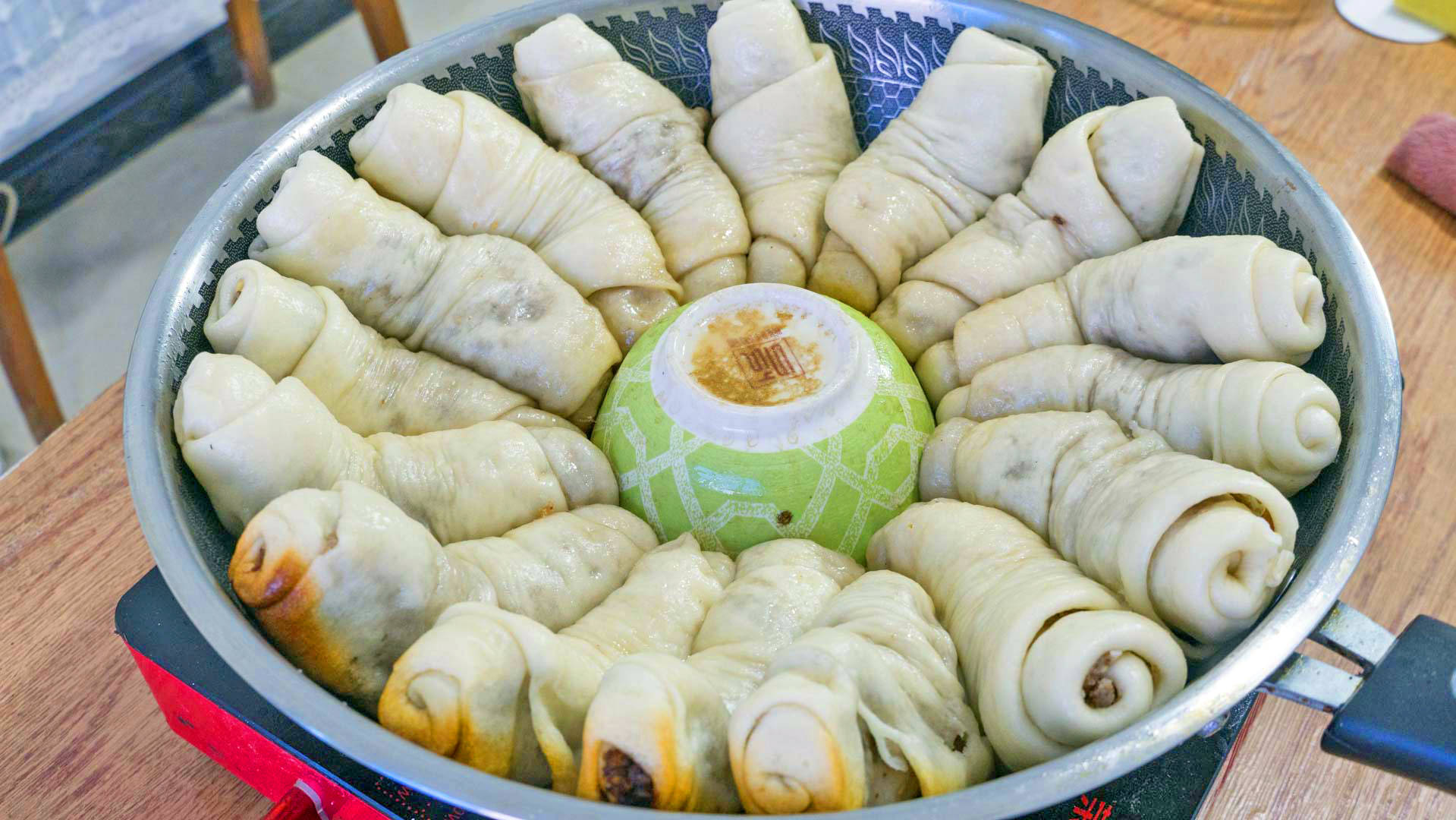 面团|营养早餐锅贴的做法!口感奇妙!回味无穷!