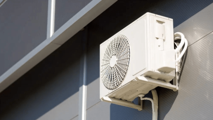 因空调噪音太大,一业主起诉邻居,网友:应该起诉空调外机厂家!