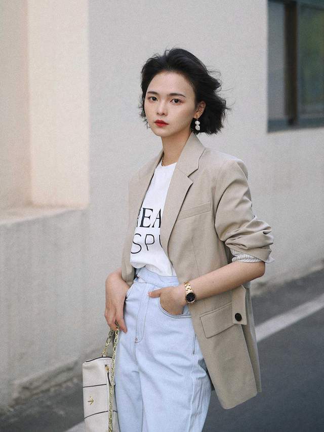 显高|果然，西服外套还是配“牛仔裤”才洋气，显高显瘦，关键还耐看