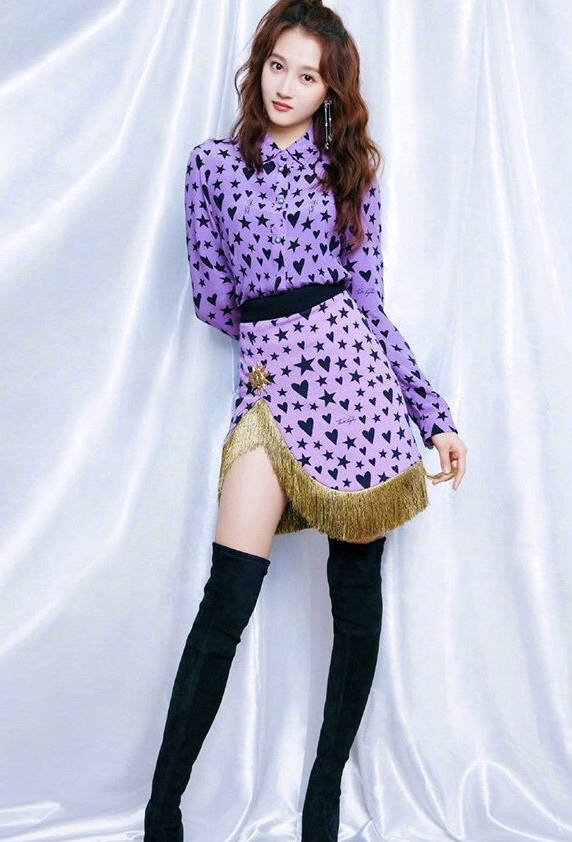 一线|女明星忠爱长靴,宋祖儿、杨幂都还好,身为一线男星的他居然也在尝试!