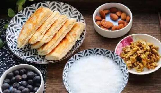 因为|中国最“尴尬”的5种早餐，出了本地就“混”不下去，北京就占仨