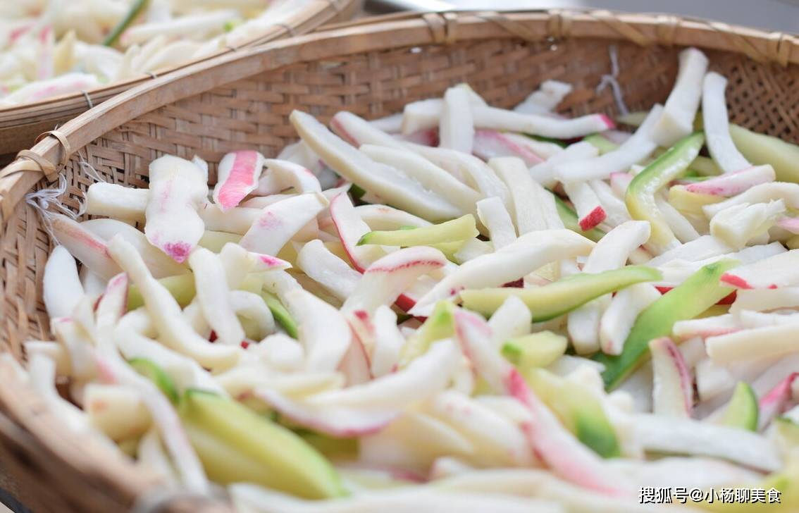 怎么腌萝卜干才好吃 610f452947fb4cdca5406e7533aba7fe.jpeg