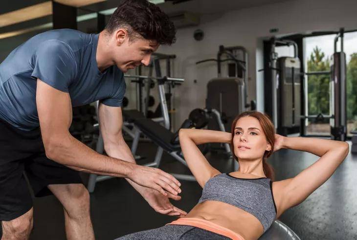 网络|“会员健身房选妃”曝光，健身房不是“富婆”的养鸭场