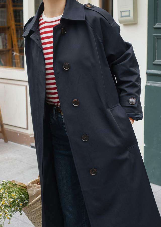 显得|终于明白小个子的“穿搭精髓”，印花上衣搭配牛仔裤，显高显瘦