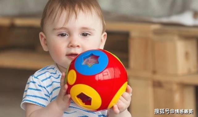 育儿|老人带娃常做5件事，小心害了孩子一生