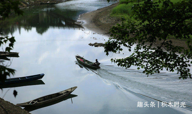 如果有一种美叫千岛湖的美，千岛湖上游风光秀丽吸引游人。