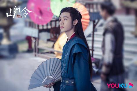 谷主|《山河令》温客行红衣帅翻！温客行10套古装造型，花花绿绿的衣服只有他能驾驭