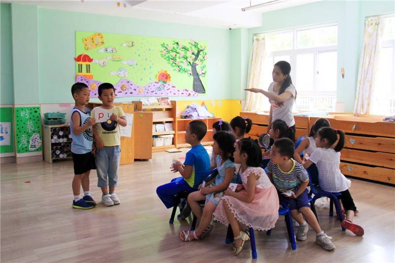 家长|幼儿园监控需要付费观看，引发家长们热议，公共视频收费合理吗？