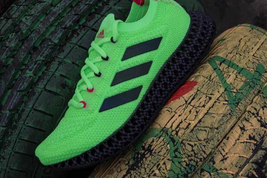 科技|adidas4D跑鞋性能出众，带来更多“推进力”