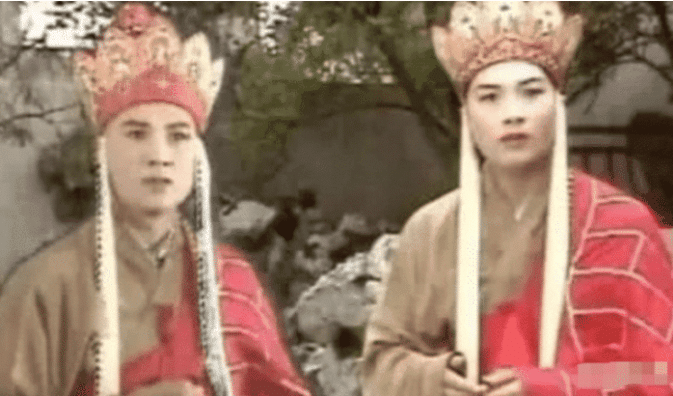 龙宫|《西游记》骗了观众35年，去掉特效后镜头很尬，猴哥背影让人泪崩