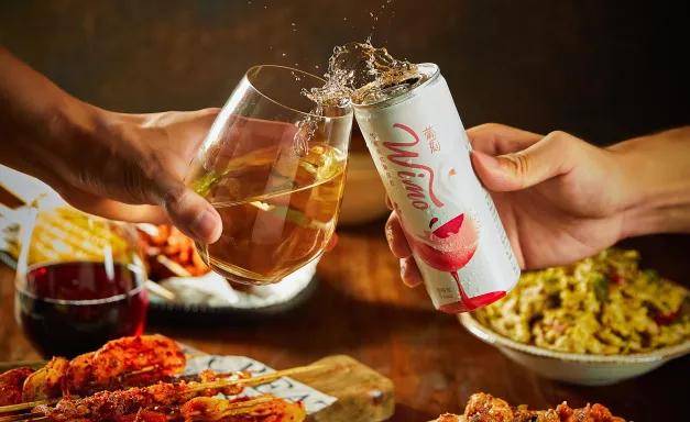 品牌|葡萄酒品牌「WiMo葡刻」获千万元融资：瞄准佐餐场景，撬动酒饮新市场