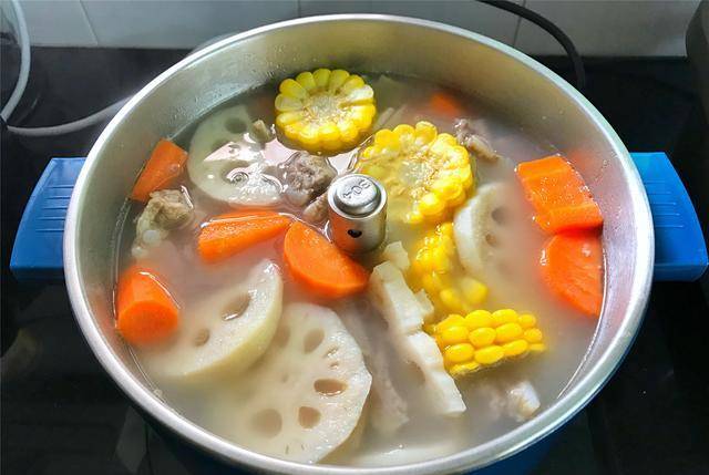 九个月可以喝萝卜汤吗 524d70b6e0bb4fef8a75b0923d60d98b.jpeg