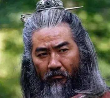 耶律楚材|拍了八部金庸剧，演了五个角色，张纪中的戏瘾还真不小