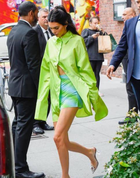 美人|杨采珏穿衬衫是法式美人,怎么我穿就成了法式土狗?