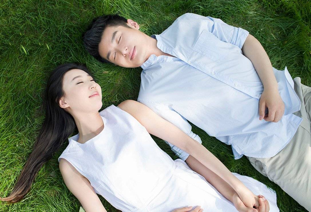 异性之间交往,有了这些身体上的接触,感情就已经不纯洁了