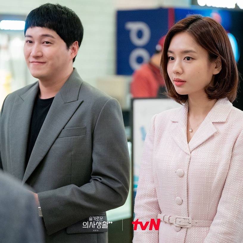 原创机医2隐藏帅哥美女不只张冬天明恩媛戏外美翻硕亨奉医生是超帅