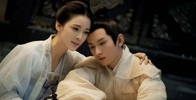 萧承煦|失婚女人邬倩倩:年老色衰去整容?膝下无子,抚养侄女抱团取暖