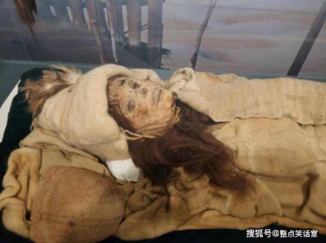 原创楼兰女尸历经千年头发丝还保存完好仅存五百年的楼兰并不神秘