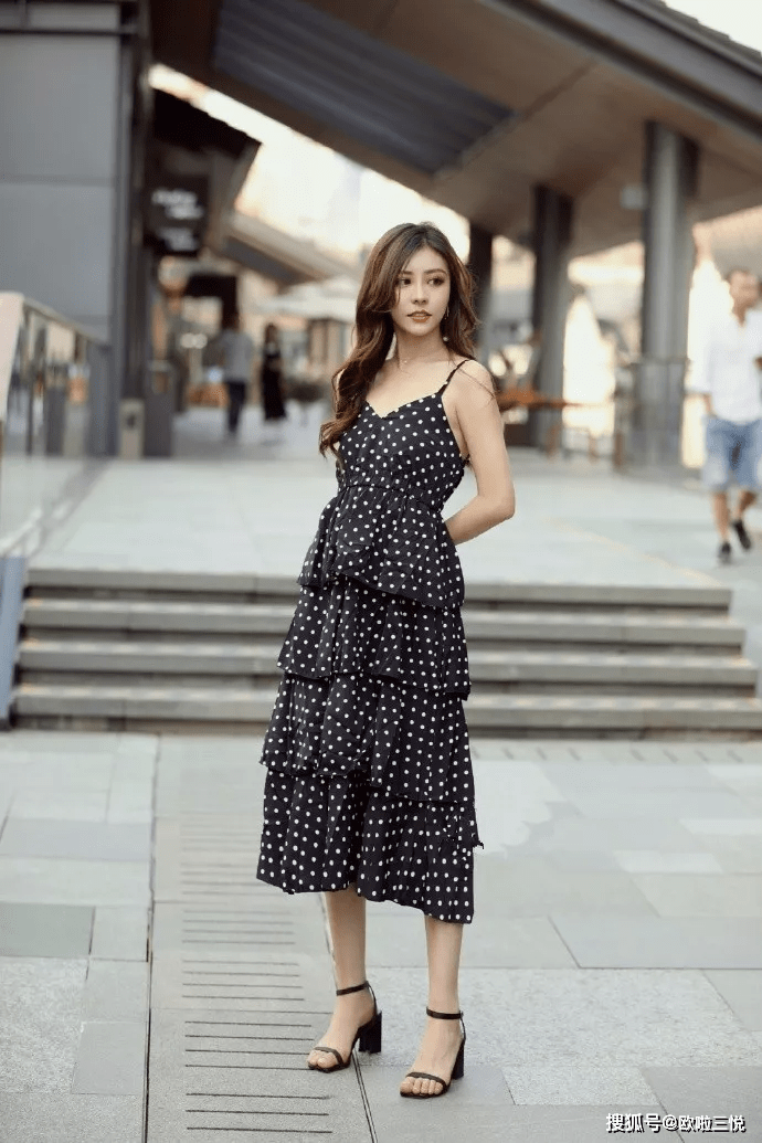 高跟鞋|她的穿搭：女神搭配高跟鞋，走出楚楚动人的姿态