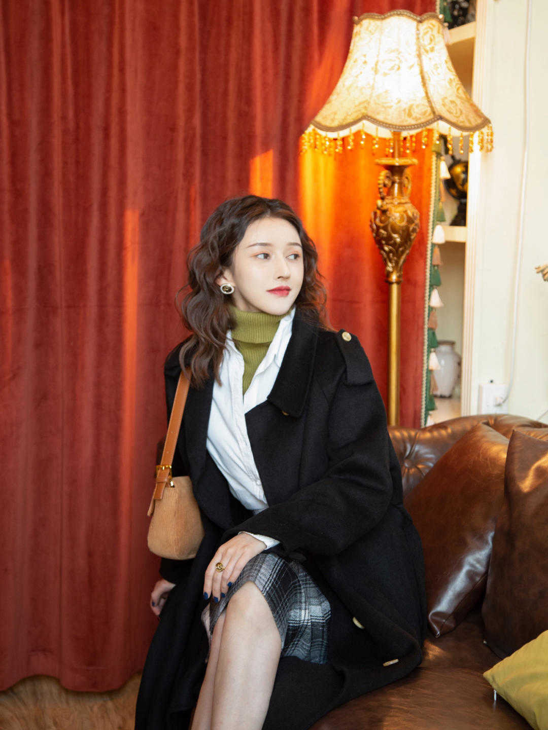 天气|秋天火了一种单品,叫“呢子裙”,时髦百搭又温柔,日常不挑人