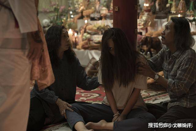 什么|《灵媒》结局什么意思？黑暗的故事很压抑！