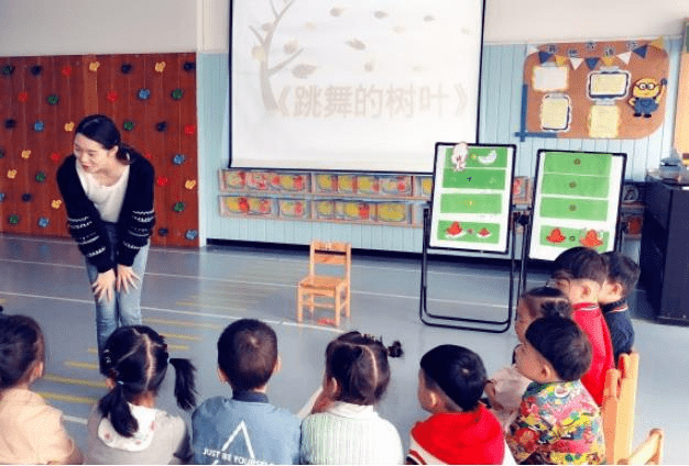 家长|幼儿园门可罗雀，多地上演“学生荒”，摇号入园成为历史